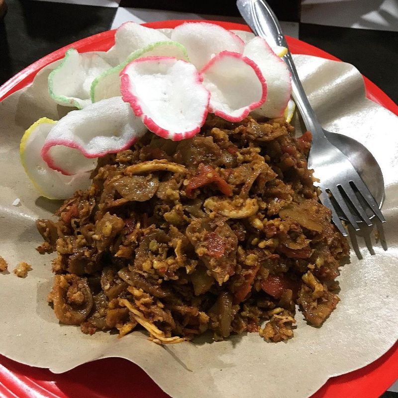 Wajib Coba! 10 Tempat Makan Enak di Kawasan Panglima Polim