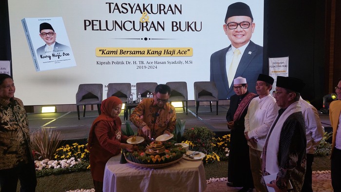 Ace Hasan Luncurkan Buku