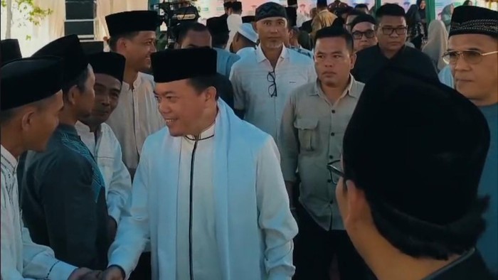 Al Haris Cagub Jambi saat tiba di Ponpes Daarul Huffaazh Al Islami Kota Jambi