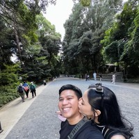 Sebelumnya Nino sendiri tak pernah memamerkan hubungannya dengan Dhabita. Kini setelah resmi menikah, keduanya pun sudah tak ragu lagi pamer kemesraan. Foto: Instagram/@ninokayam