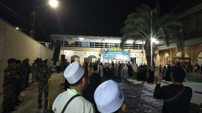 Banser siaga di Masjid Al Huda Tenggumung Surabaya