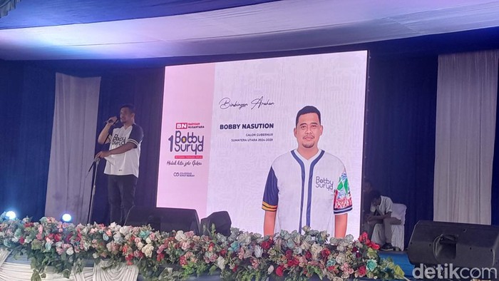 Bobby Nasution saat sambutan di Tapsel. (Nizar Aldi/detikSumut)