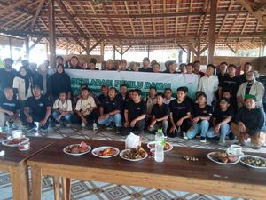 Pedagang Pariwisata di Mojokerto Serukan Pilkada Jatim Damai