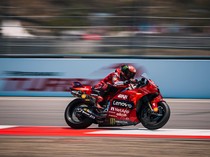 Video Jatuhnya Martin Jadi Berkah Buat Bagnaia di Mandalika