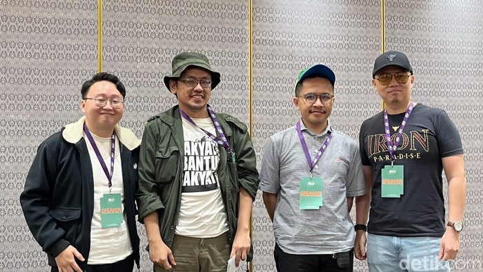Para kreator digital mengungkapkan cara kreatif menyampaikan pendapat-kritik di era digital.