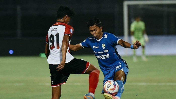 Laga Madura United vs Persib di Stadion Gelora Bangkalan