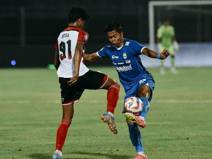 Laga Madura United vs Persib di Stadion Gelora Bangkalan