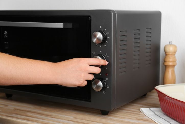 kesalahan yang kerap dilakukan saat menggunakan microwave