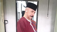 Saat ingin menikah dengan istri berikutnya, Opie mengatakan selalu berkata jujur pada semua orang tua dan istrinya. Saya gak pernah bohong. Jadi, kalau memang anaknya nggak mau ya sudah saya mundur, jelas Opie Kumis.Foto: Instagram@opiekumis17