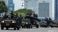 Pawai ini dilakukan menjelang peringatan HUT ke-79 TNI pada 5 Oktober 2024.  