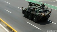 Tahun ini, tema peringatan HUT ke-79 TNI adalah TNI Modern Bersama Rakyat Siap Mengawal Suksesi Kepemimpinan Untuk Indonesia Maju. 