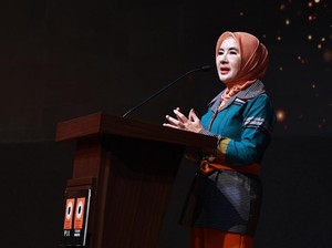 Dukung Kemajuan Industri Dalam Negeri, Nicke Widyawati Dapat Penghargaan