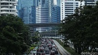 Arus lalu lintas merayap. 