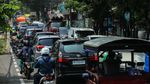 Potret Macet Horor di Sawangan Depok