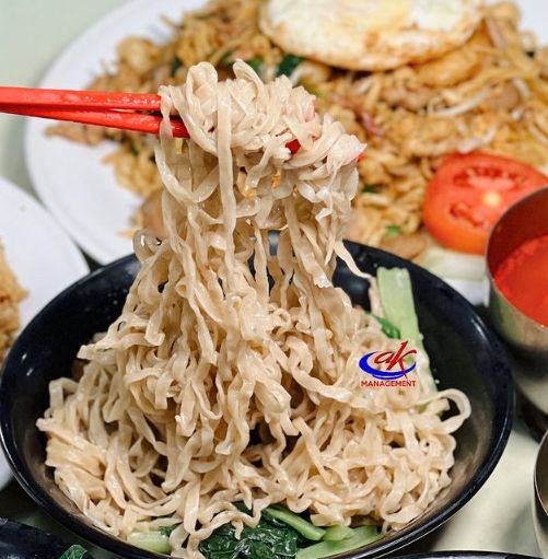 10 Tempat Makan Enak di Pasar Baru yang Legendaris hingga Kekinian