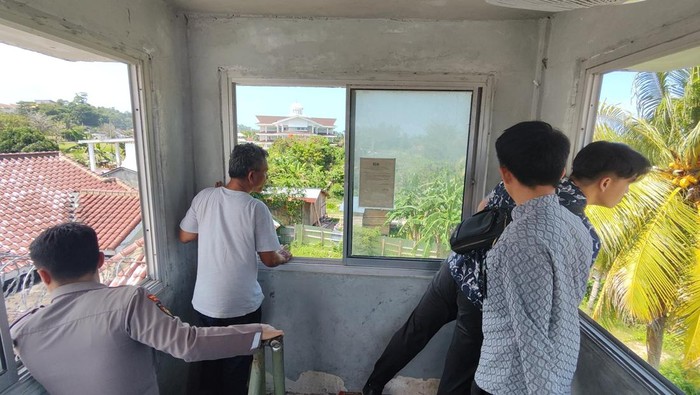 Tower Pos Jaga tempat napi rutan pesisir barat loncat