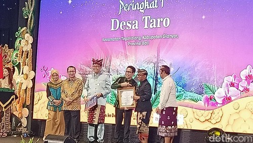 Abdul Halim Iskandar di Lomba Desa Wisata Nusantara tahun 2024 di Nusa Dua, Badung, Bali, Sabtu (28/9/2024) malam.