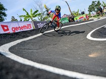 Aksi Pesepeda Cilik Taklukkan Kejuaraan Pump Track Bandung