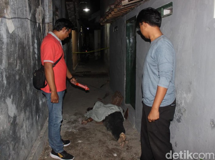 ditemukan mayat pria dengan luka di kepala di kota kediri