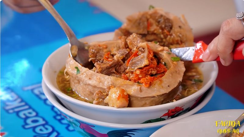 Rekomendasi bakso yang enak dan bar-bar ala Farida Nurhan