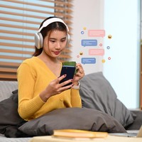 Viral Kencan Dengan AI, Kisah Cintanya Tuai Perdebataan