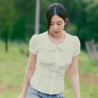 CEO ODD ATELIER itu kemudian memulai petualangannya menaiki kuda. Sebagai pemilik penginapan seluas 15 ribu meter persegi dan 500 pohon zaitun yang terletak dalam kebun anggur Roma, Italia.