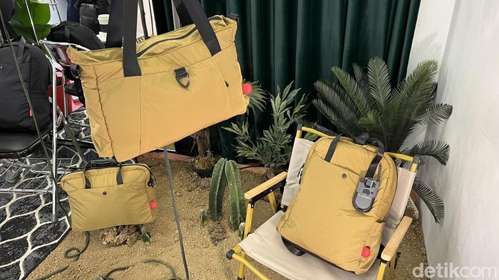 Koleksi tas produk lokal Bandung