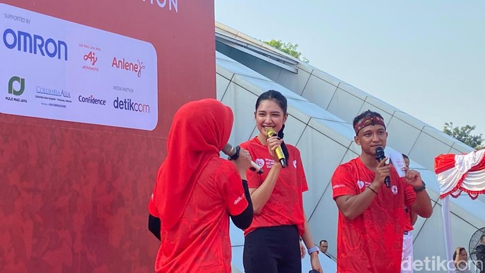 Punya Jadwal Padat, Ini Cara Mikha Tambayong Tetap Jaga Kesehatan Jantung