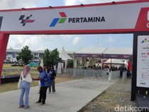 MotoGP Mandalika 2024: Cuaca Berawan Jelang Race, Fans Datang dari Pagi