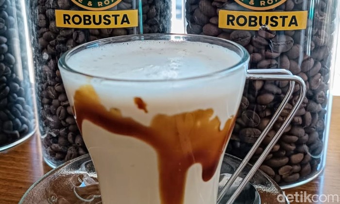 Nikmati Ragam Kopi dan Susu Rempah di Barat Situbondo