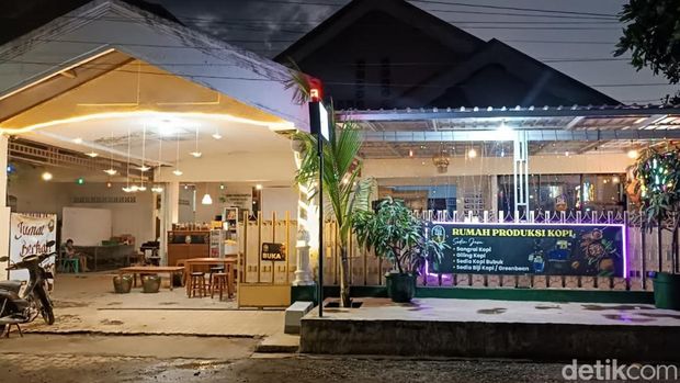 Nikmati Ragam Kopi dan Susu Rempah di Barat Situbondo