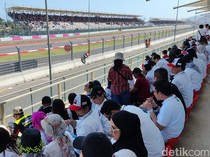 Beda Jauh! Penonton MotoGP Mandalika Kalah Banyak dari Sepang