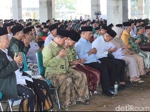 Momen Para Paslon Bupati-Wakil Bupati Kendal Hadir di Muskercab NU Kendal