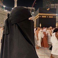 Kali ini kepergian Paula terlihat tanpa ditemani sang suami, Baim Wong. Belakangan ini rumah tangga Baim dan Paula sendiri memang digosipkan retak. Foto: Instagram/@paula_verhoeven