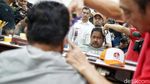 Potret Rano Karno Blusukan ke Glodok, Sempat Cukur Rambut