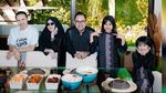 Shandy Purnamasari Doyan Makan Bubur Kaki Lima hingga Warteg