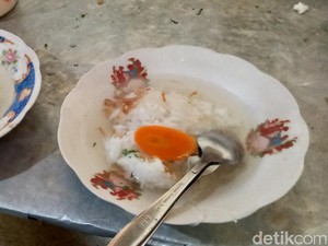Walau Tanpa Daging dan Rp 4 Ribuan, Soto Ini Bikin Pembeli Ketagihan
