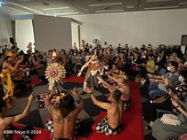 Ratusan Warga Jepang Antusias Belajar Tari Kecak di Museum Tokyo