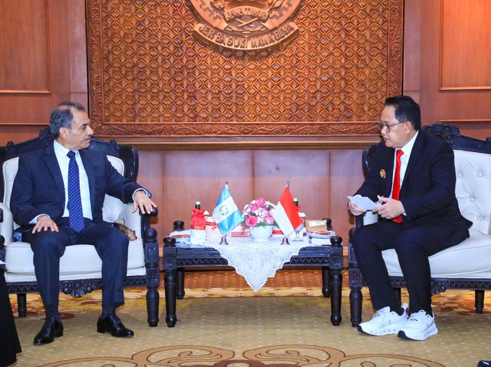 Adhy Karyono dan Dubes Guatemala