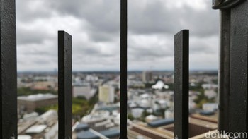Difoto dalam mode Leica Authentic tanpa tambahan filter. Terlihat bokeh yang dihasilkan menggunakan kamera utama terasa natural. Foto: detikINET/Anggoro Suryo Jati