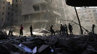 Lebih dari 20 pejuang dari kelompok Hizbullah dari berbagai tingkatan juga gugur dalam serangan militer Israel itu. 