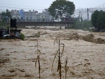 Video: Hujan Deras Picu Banjir Bandang dan Longsor di Nepal, 47 Orang Tewas