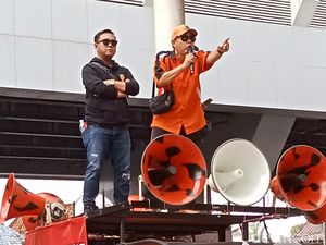 Keluarga Tersangka Pemerkosa-Pembunuh Siswi SMP di Palembang Gelar Aksi