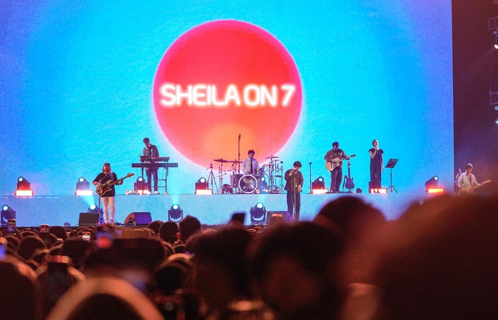 Konser Sheila On 7 di Bandung Konser Sheila On 7 di Bandung