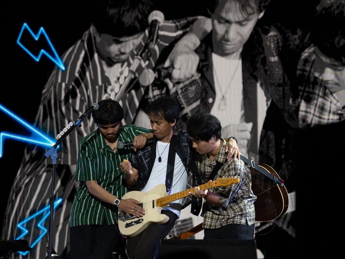 Konser Sheila On 7 di Bandung Konser Sheila On 7 di Bandung