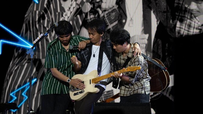 Konser Sheila On 7 di Bandung
