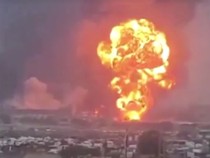 Pelabuhan di Yaman Meledak Diserang Israel