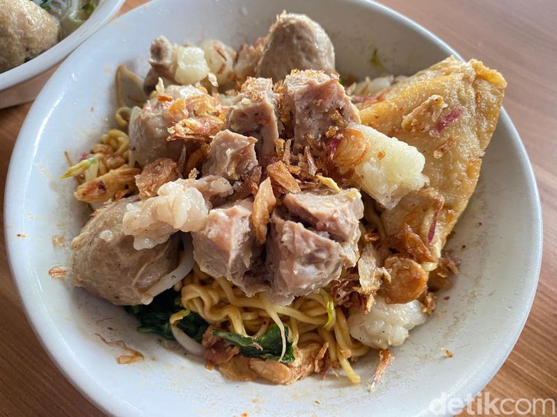 Maknyus! Bakso Wonogiri ini Memang Ngetop Isian dan Rasanya