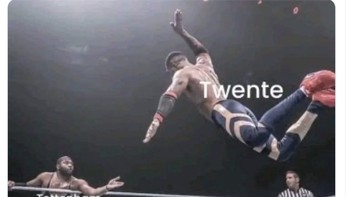 Setelah ditahan FC Twente di Europa League, MU kini dibantai Spurs. Foto: X.com