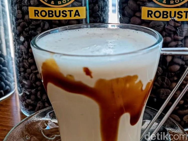 Nikmati Ragam Kopi dan Susu Rempah di Barat Situbondo